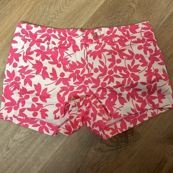 Hot Pink and White Tropical Print J Crew 3” Inseam Chino Short size 4 - Picture 1 of 5